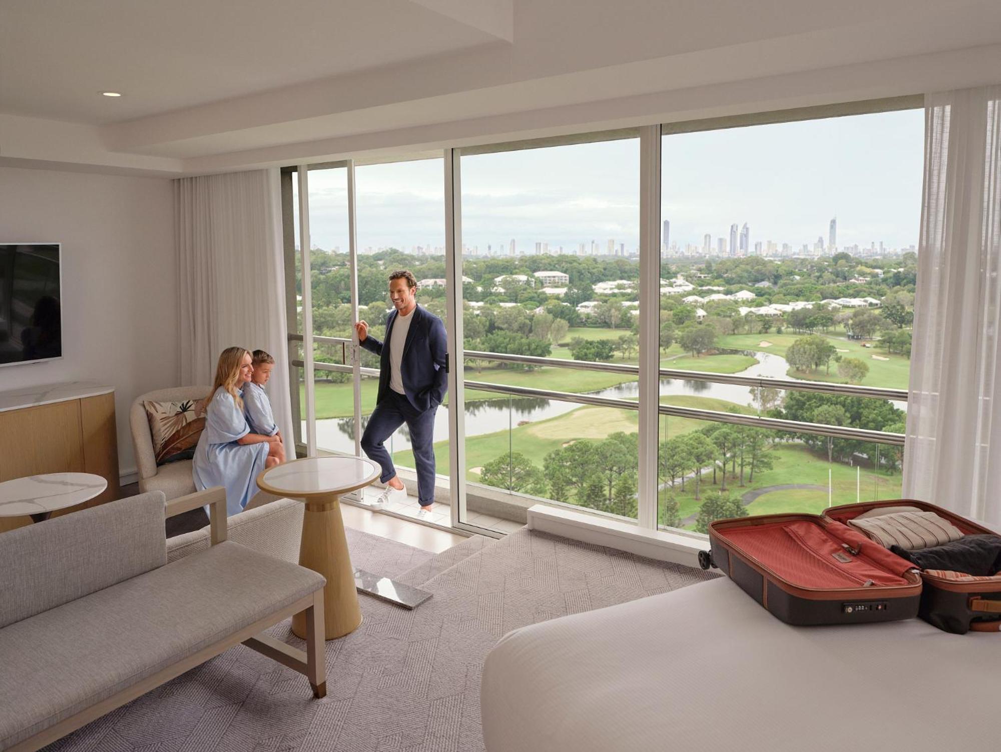 Racv Royal Pines Resort Gold Coast Benowa Kültér fotó A room at the hotel